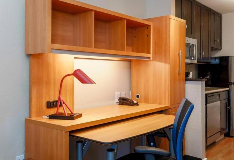 带大床的标准工作室, Towneplace Suites El Centro