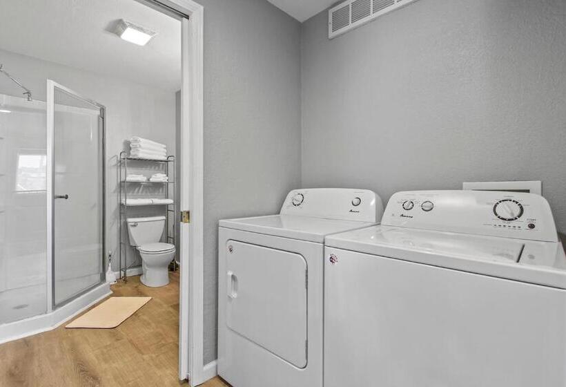 Talo 2 Makuuhuonetta, The Resort At Lake Of The Ozarks