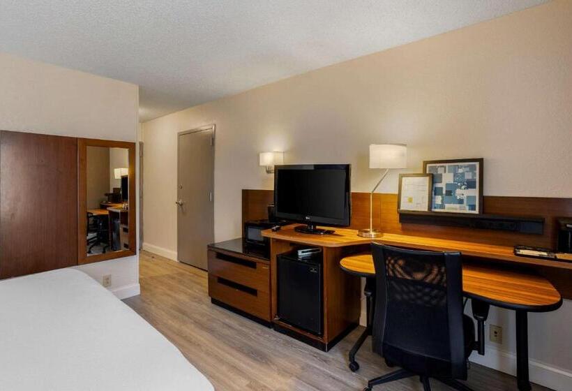 Стандартный Номер Кровать Кинг, Comfort Inn & Suites Mt. Laurelphiladelphia