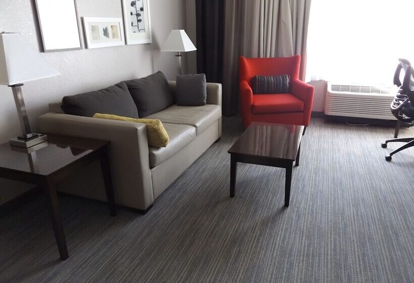 סוויטה מותאמת לאדם עם מוגבלויות, Country Inn & Suites By Radisson, Cookeville, Tn