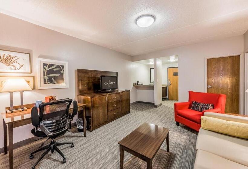 מיטת קינג בסוויטה, Country Inn & Suites By Radisson, Cookeville, Tn