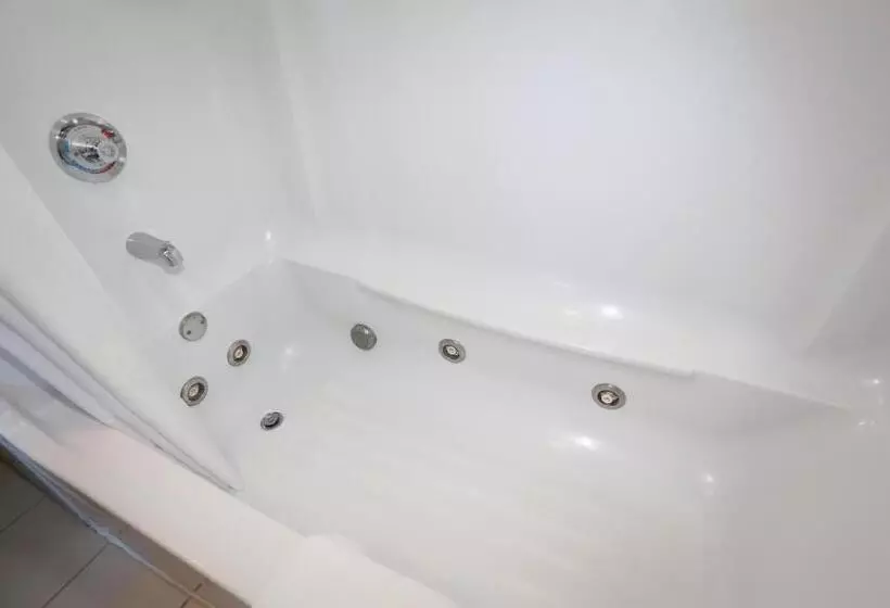 キングサイズベッドのスイートルーム, Country Inn & Suites By Radisson, Cookeville, Tn
