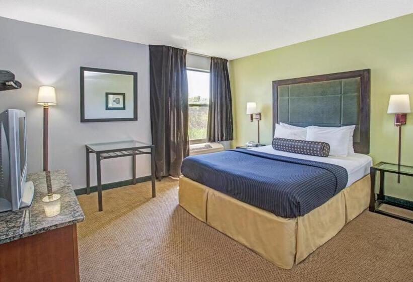 스탠다드 룸, Days Inn By Wyndham Lake Bluff/great Lakes Naval Base