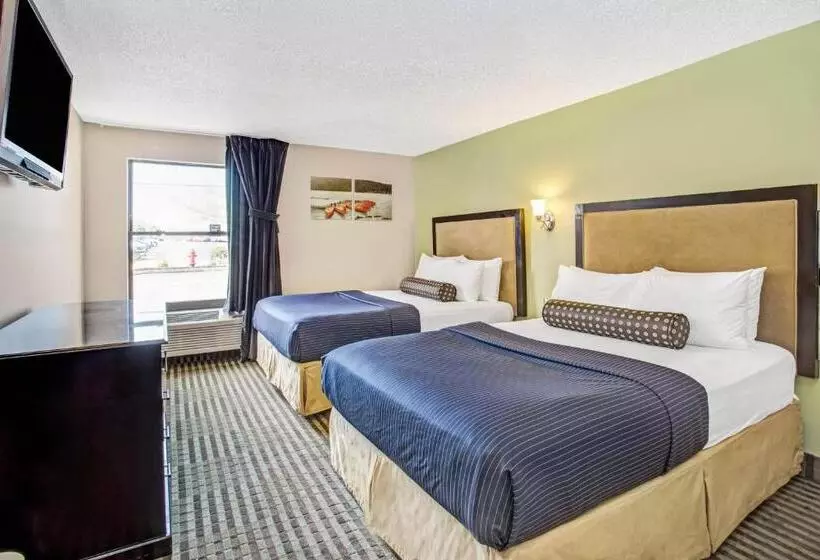 ２ダブルベッドのスタンダードルーム, Days Inn By Wyndham Lake Bluff/great Lakes Naval Base