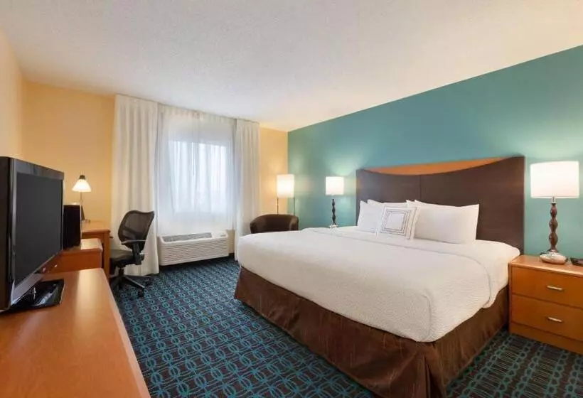 اتاق استاندارد با تخت بزرگ, Fairfield Inn & Suites Bismarck North