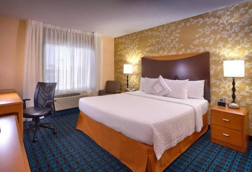 اتاق استاندارد با تخت بزرگ, Fairfield Inn & Suites By Marriott Gillette