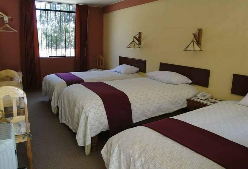 חדר סטנדרט לשלושה, Granada Colca