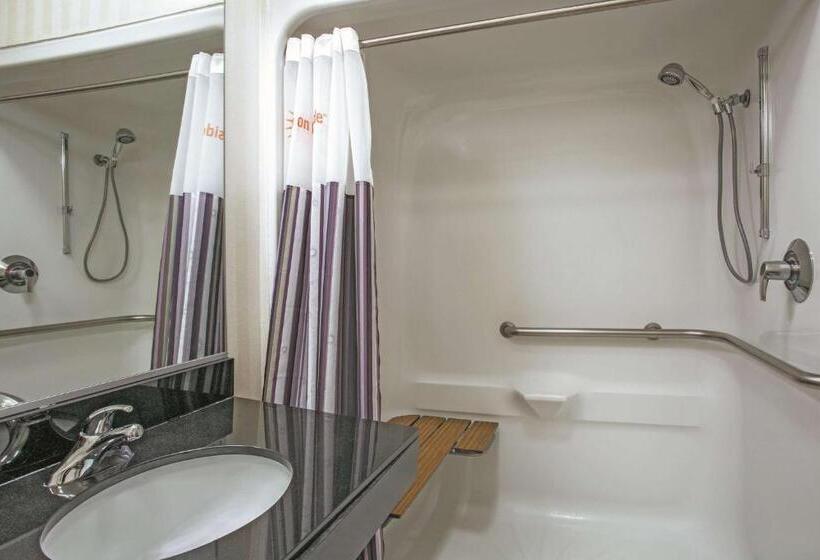 适合残疾人士使用的带超级大床的标准间, La Quinta By Wyndham Manassas Battlefield