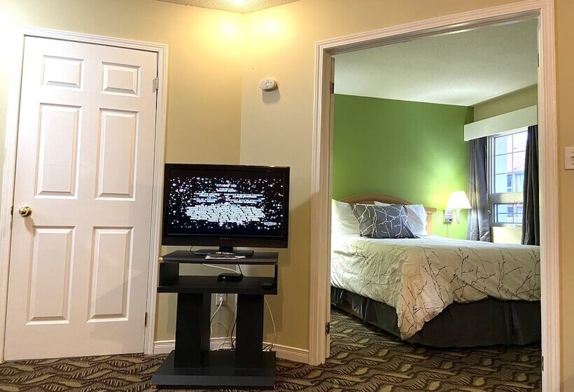 جناح, Lakeshore Suites