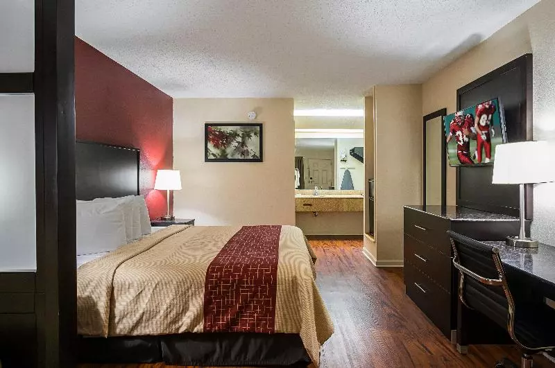 キングサイズベッドのスイートルーム, Red Roof Inn & Suites Scottsboro
