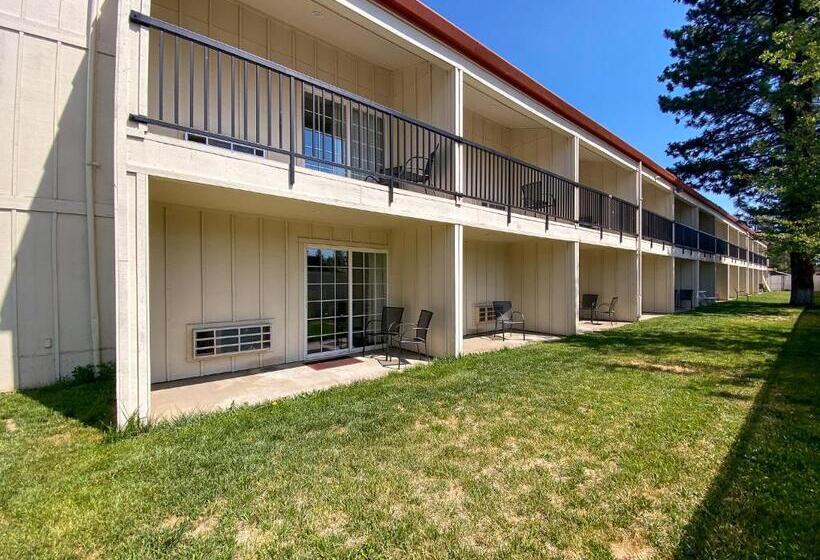 Стандартный Номер Кровать Кинг, Sisters Inn & Suites