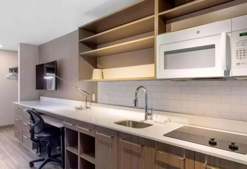 キングサイドベッドのスタンダードワンルーム, Extended Stay America Premier Suites  Providence  East Providence