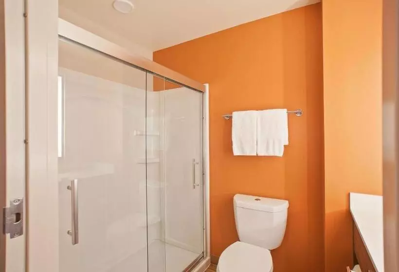 キングサイドベッドのスタンダードワンルーム, Extended Stay America Premier Suites  Providence  East Providence
