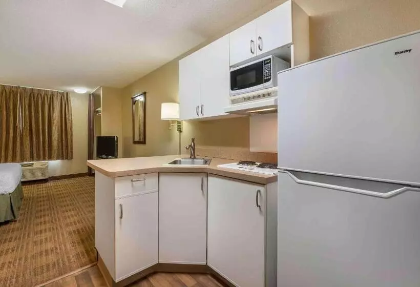 スタンダードスタジオ, Extended Stay America Suites  Dayton  North