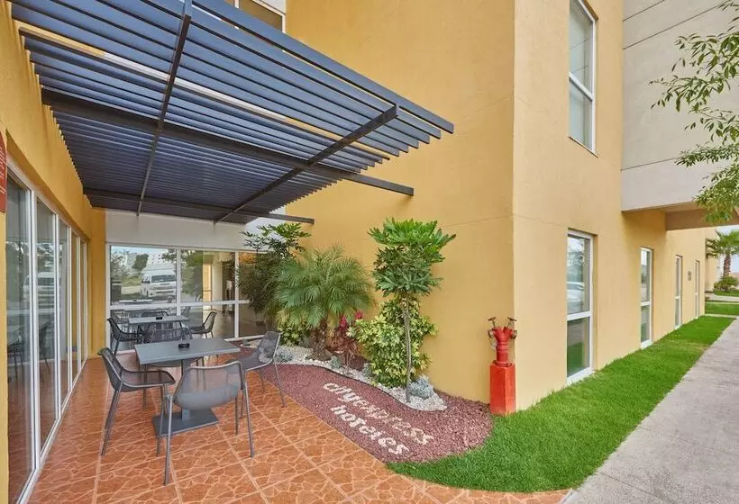 اتاق استاندارد با 2 تخت دوبل, City Express By Marriott Durango