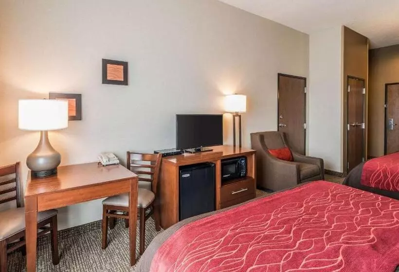 Standard-invahuone, Comfort Inn & Suites