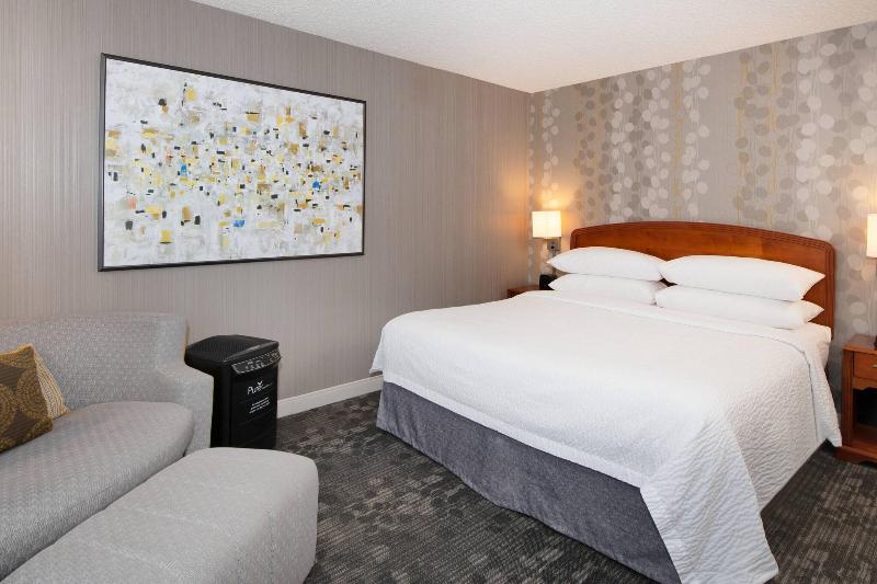 스탠다드 룸 킹사이즈 침대, Courtyard By Marriott Newark Silicon Valley