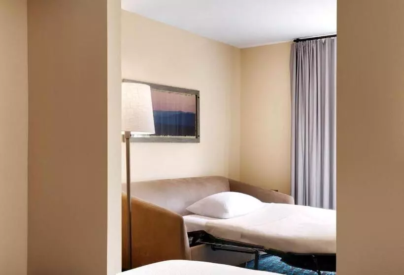 キングサイズベッドのスイートルーム, Fairfield Inn By Marriott Lexington Park Patuxent River Naval Air Station