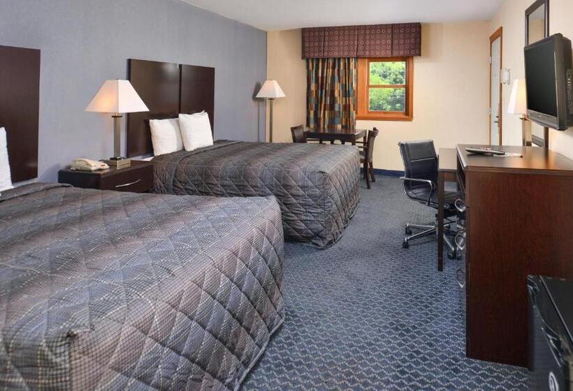Номер Стандарт 2 Двуспальные Кровати, Golden Hill Inndanbury