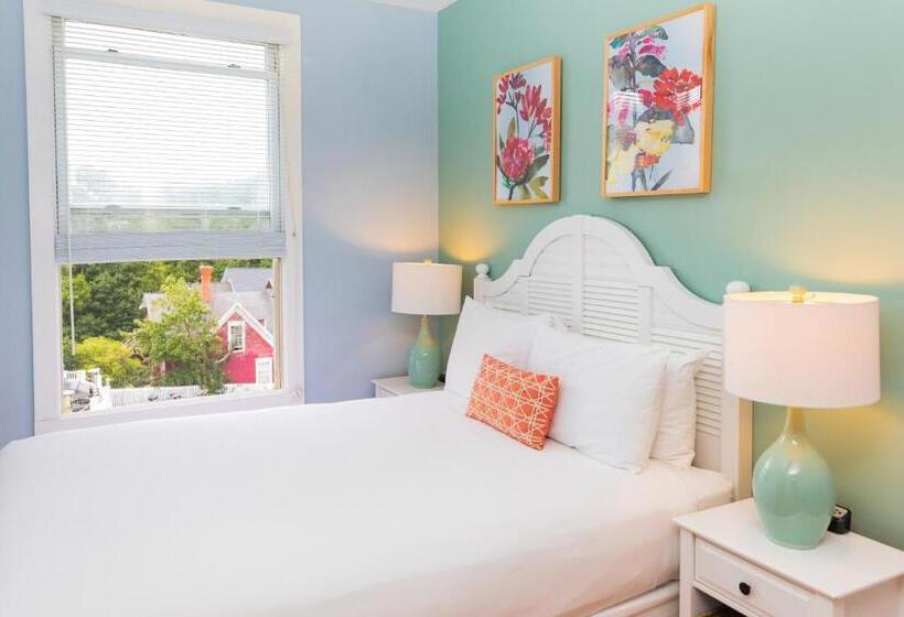 标准间, Island House