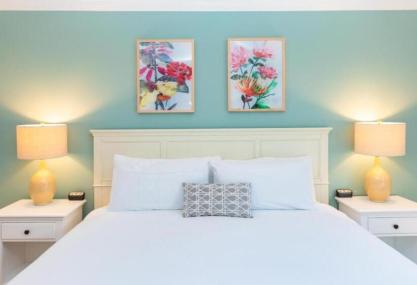 带大床的经典房间, Island House