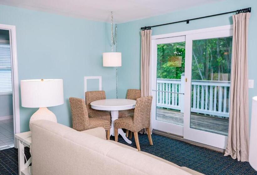 家庭套房, Island House