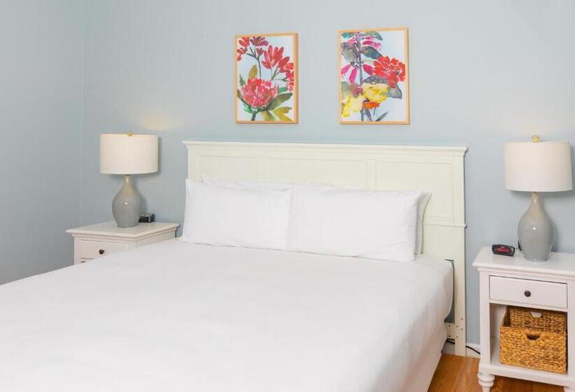 带大床的套房, Island House