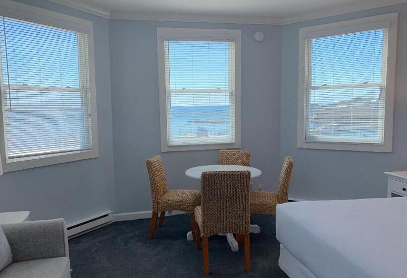 带大床的高级房间, Island House