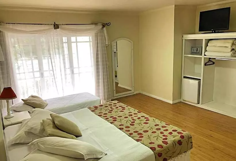 Standard Kolmen Hengen Huone Parveke, Pousada Dos Anjos