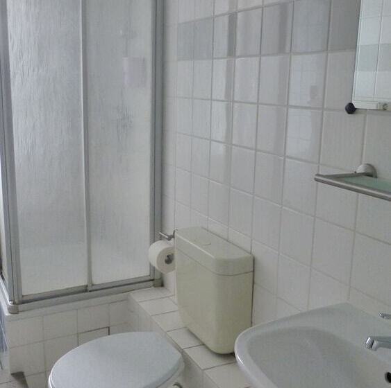 اتاق استاندارد, Rehberge