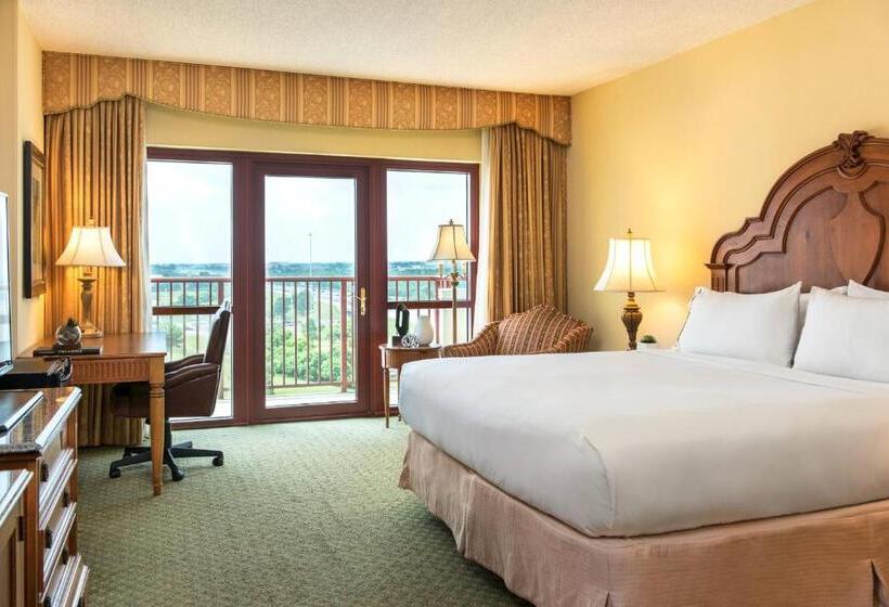 غرفة كلوب سرير كينج, Renaissance Tulsa Hotel & Convention Center