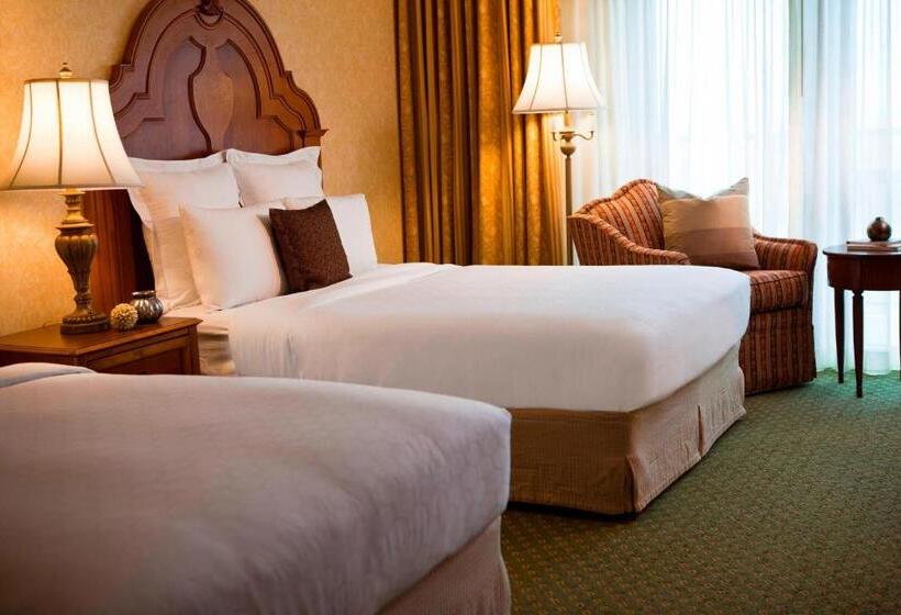 Люкс, Renaissance Tulsa Hotel & Convention Center