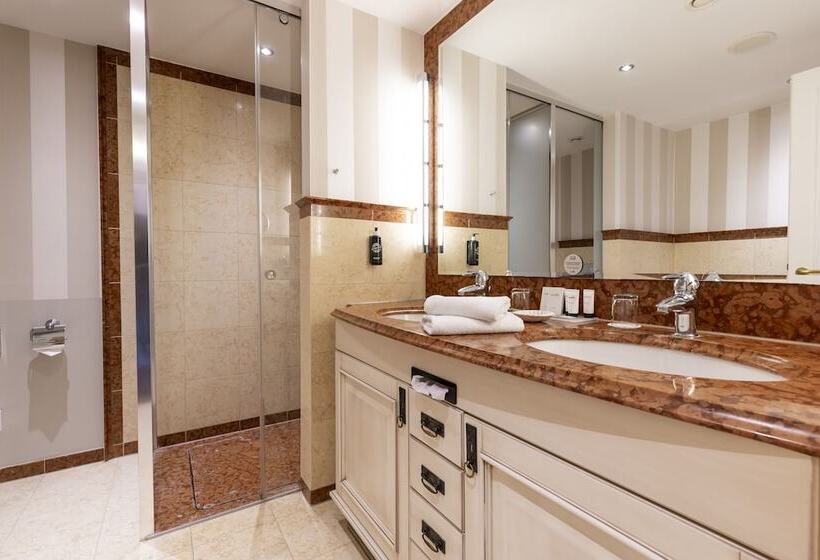 חדר דלוקס, Vier Jahreszeiten Kuhlungsborn