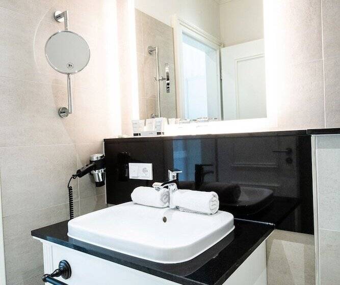 חדר סטנדרט יחיד, Vier Jahreszeiten Kuhlungsborn