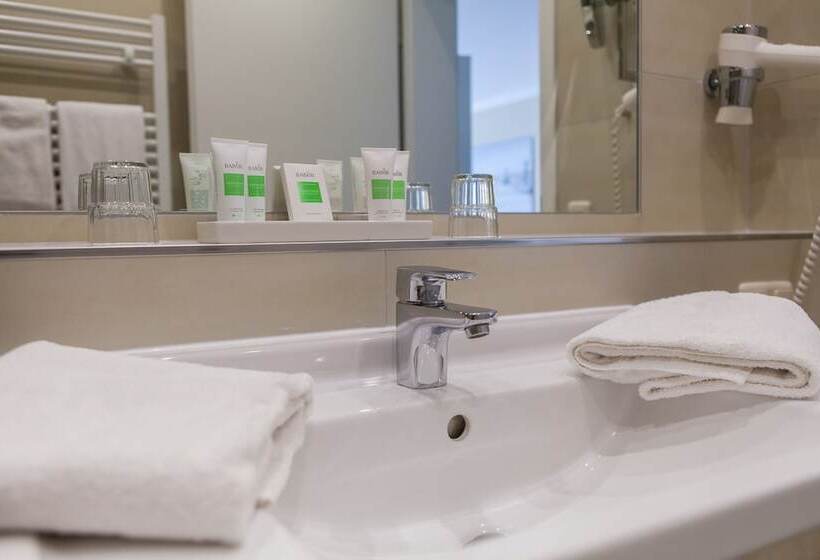 דירת חדר, Vier Jahreszeiten Kuhlungsborn