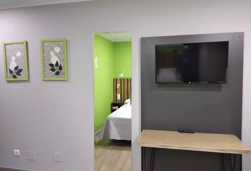 اتاق استاندارد, Bríos