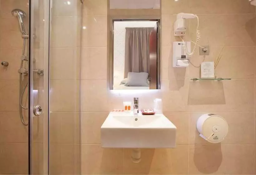 اتاق استاندارد یک نفره, Hostal Fernando