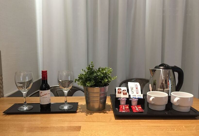 اتاق سوپریور, Hostal Fernando