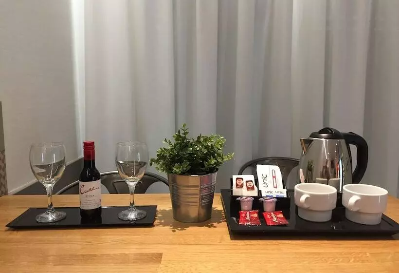 اتاق سوپریور, Hostal Fernando