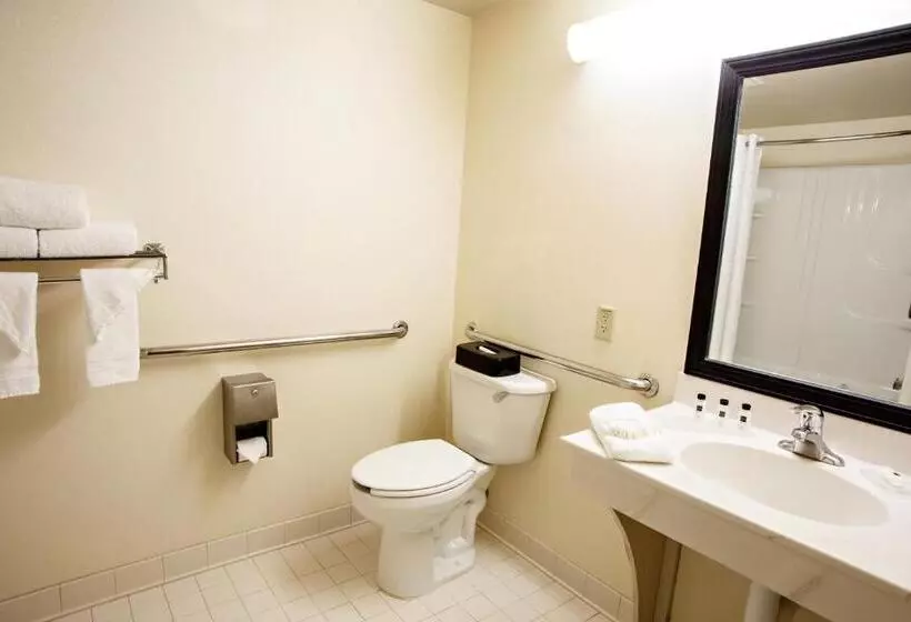身障者適用キングサイズベッドルーム, Country Inn & Suites By Radisson, Harrisburg West Mechanicsburg
