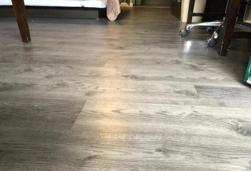 غرفة قياسية سرير كينج, Deerfield Inn And Suites  Fairview