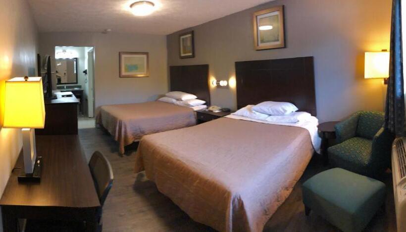 ２ダブルベッドのスタンダードルーム, Deerfield Inn And Suites  Fairview
