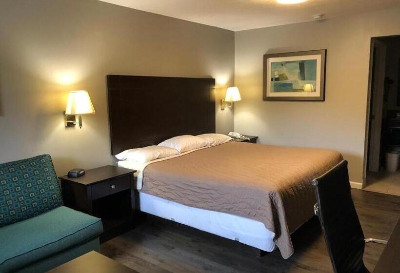 غرفة قياسية سرير كينج, Deerfield Inn And Suites  Fairview