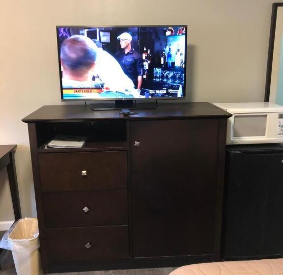 غرفه قياسيه سريرين مزدوجين, Deerfield Inn And Suites  Fairview