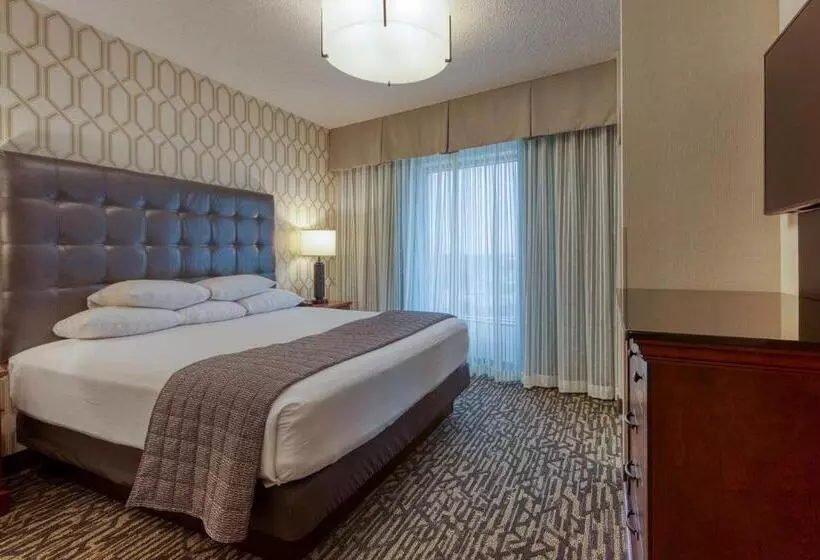 身障者適用スイートルーム, Drury Plaza Hotel St. Louis Chesterfield
