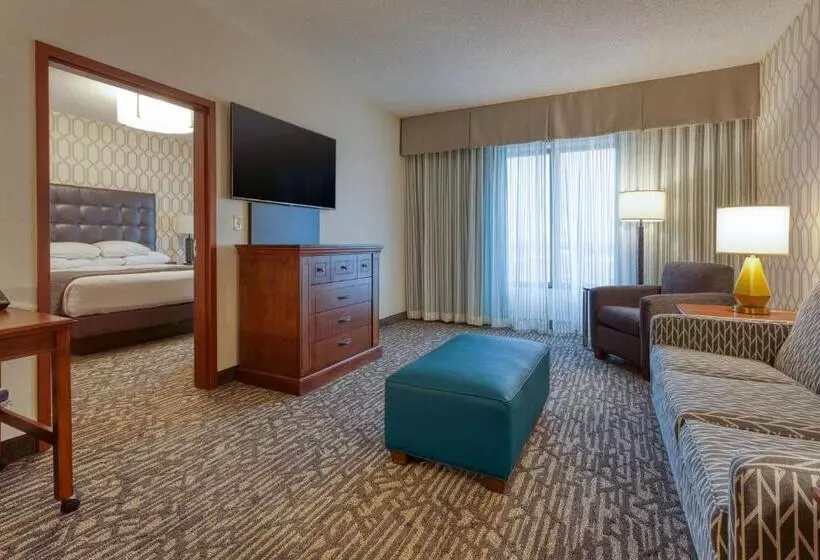 身障者適用スイートルーム, Drury Plaza Hotel St. Louis Chesterfield