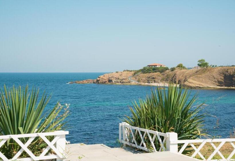 Номер Стандарт Вид на Море, Eskada Beach