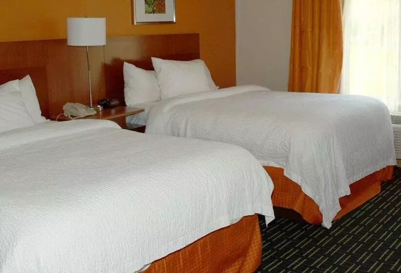 ２ダブルベッドのスタンダードルーム, Fairfield Inn & Suites By Marriott Fairmont