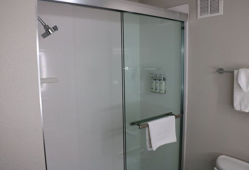 Люкс, Holiday Inn Express & Suites Marquette, An Ihg