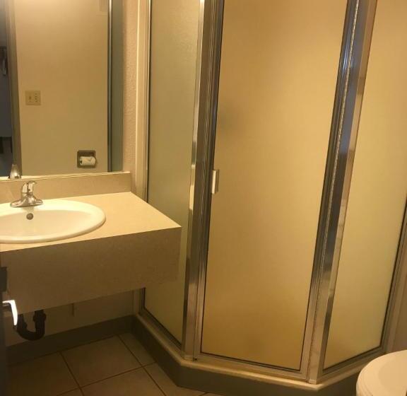 Номер Deluxe, Howard Johnson By Wyndham Salem